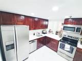 2625 Collins Ave - Photo 14