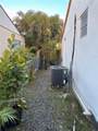 810 17th Ct - Photo 4