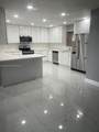 466 11th St - Photo 4