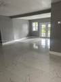 466 11th St - Photo 5