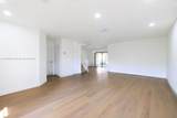 9152 Vineyard Lake Dr - Photo 2