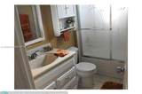 8040 Hampton Blvd - Photo 3