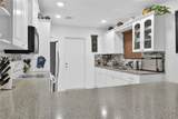 9555 Dominican Dr - Photo 13