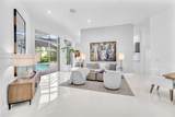 2554 Jardin Ln - Photo 2