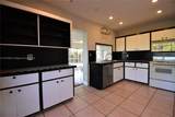 2651 Thomas St - Photo 10