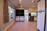 2651 Thomas St - Photo 9