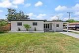 811 26th Ct - Photo 2