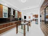 2711 Ocean Dr - Photo 6