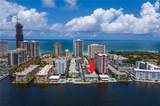 3135 Ocean Dr - Photo 3