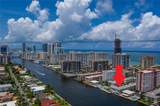 3135 Ocean Dr - Photo 35
