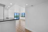 10101 Bay Harbor Dr - Photo 11