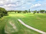 1040 Country Club Dr - Photo 15
