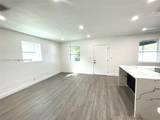 2210 Cody St - Photo 11