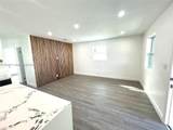 2210 Cody St - Photo 12