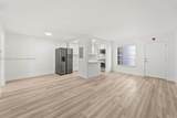 240 Collins Ave - Photo 3