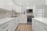 240 Collins Ave - Photo 4