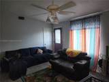 11048 Vanessa Av. - Photo 6