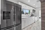 2310 Hope St - Photo 17