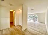 10240 74th Ter - Photo 9