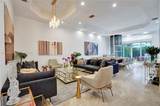 928 Captiva Dr - Photo 3