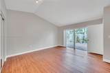 1105 Oysterwood St - Photo 11