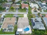 9021 20th St - Photo 3