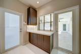 800 Valencia Ave - Photo 4