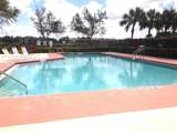 5065 Foxhall Dr N - Photo 16