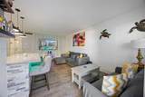 714 10th St - Photo 3