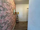 810 7 St - Photo 4