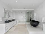 1425 Brickell Ave - Photo 35