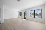 349 40 ST - Photo 6
