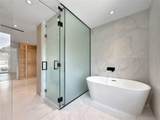 729 17th Ter - Photo 29