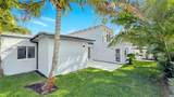 729 17th Ter - Photo 9
