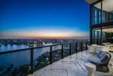 18555 Collins Ave - Photo 4