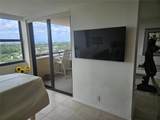 2555 Collins Ave - Photo 11