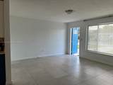 8680 29 - Photo 2