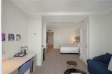 4401 Collins Ave - Photo 18