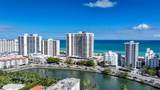 2555 Collins Ave - Photo 26