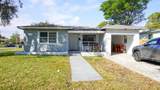 902 6th Ter - Photo 1
