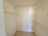 1153 Lake Victoria Dr - Photo 15
