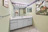 2555 Collins Ave - Photo 24