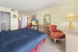 2555 Collins Ave - Photo 27