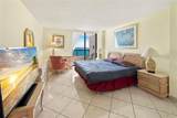 2555 Collins Ave - Photo 30