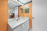2555 Collins Ave - Photo 32