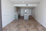 650 32nd St - Photo 10