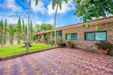 110 Shore Dr W - Photo 4