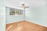 9720 Hollybrook Lake Dr - Photo 11