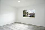 2921 9th St - Photo 13