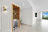 300 Sunny isles - Photo 15